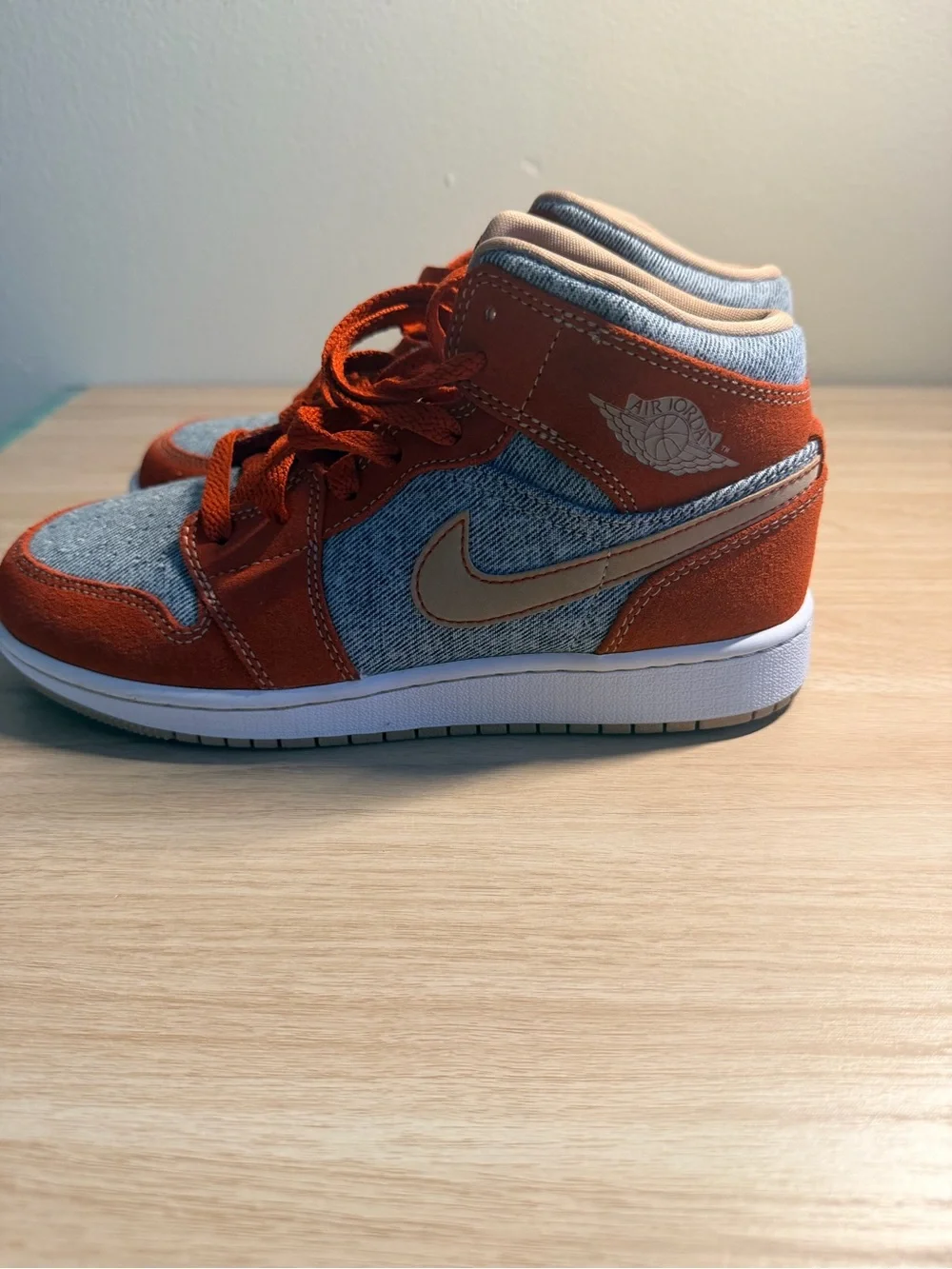 Nike Air Jordan 1 High Top - Orange, Light Blue, Tan
